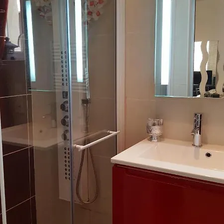 Studio Meuble De 25M² Proche De La Mer Aubais Exterior foto