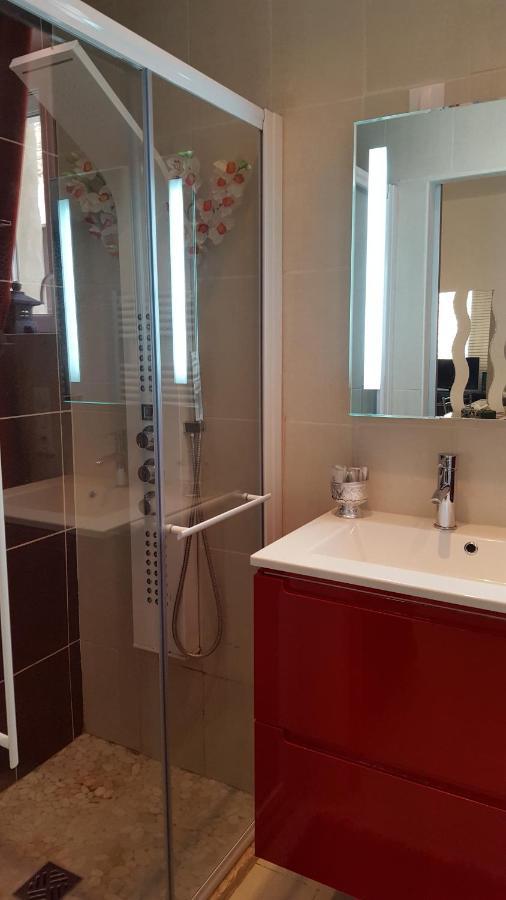 Appartement Meuble De 25m² Proche De La Aubais