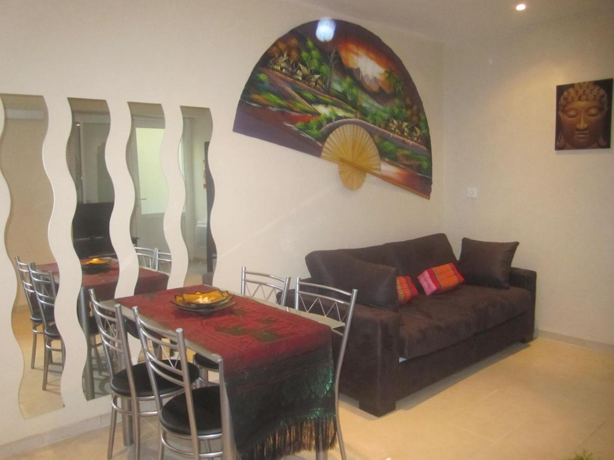 Meuble De 25m² Proche De La